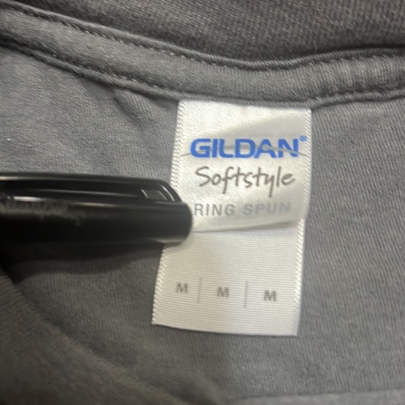 Chevy Trucks Logo T Shirt Gray and Cream Gildan NWOT Sz M - Picture 3 of 9